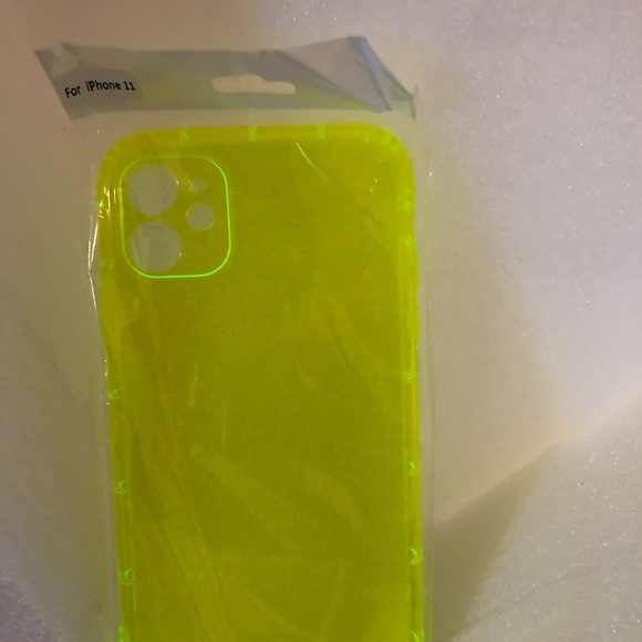 Phone case - Picture 4 of 4